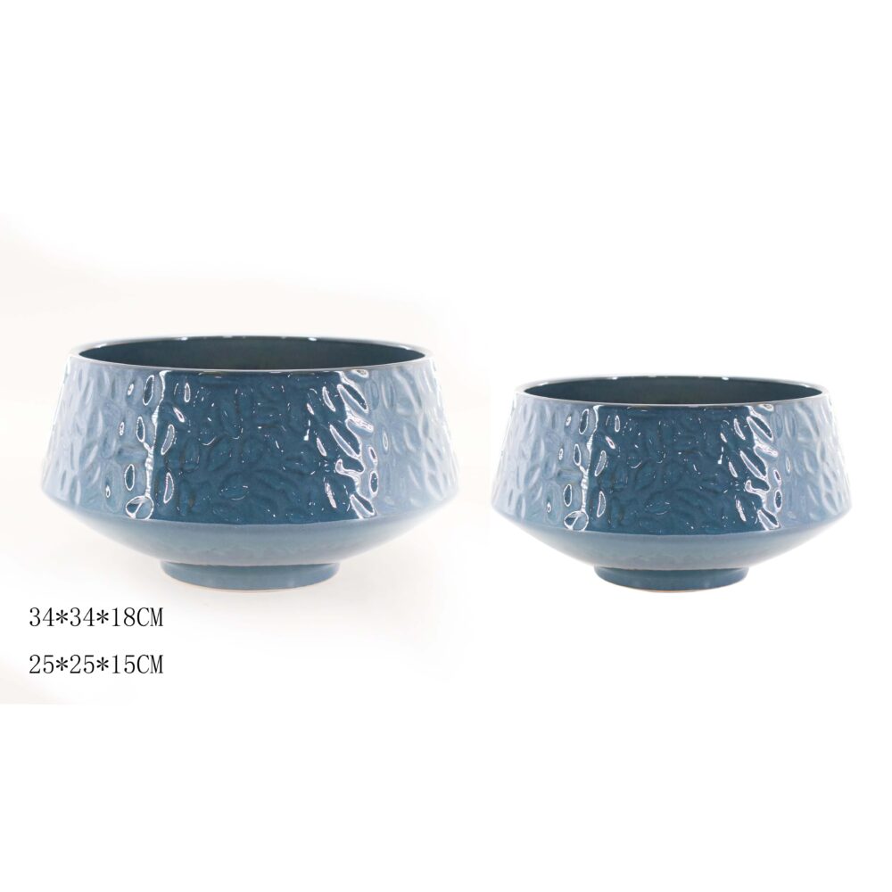 Set of 2 Embossed Ceramic Plant Pots A437